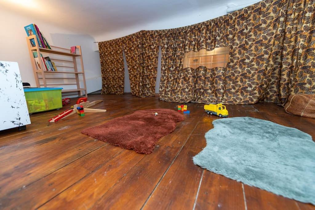 Anna-Maria : Grand Appartement 10 Personnes+Parking Prive -Actif+ Location- Marselha Exterior foto
